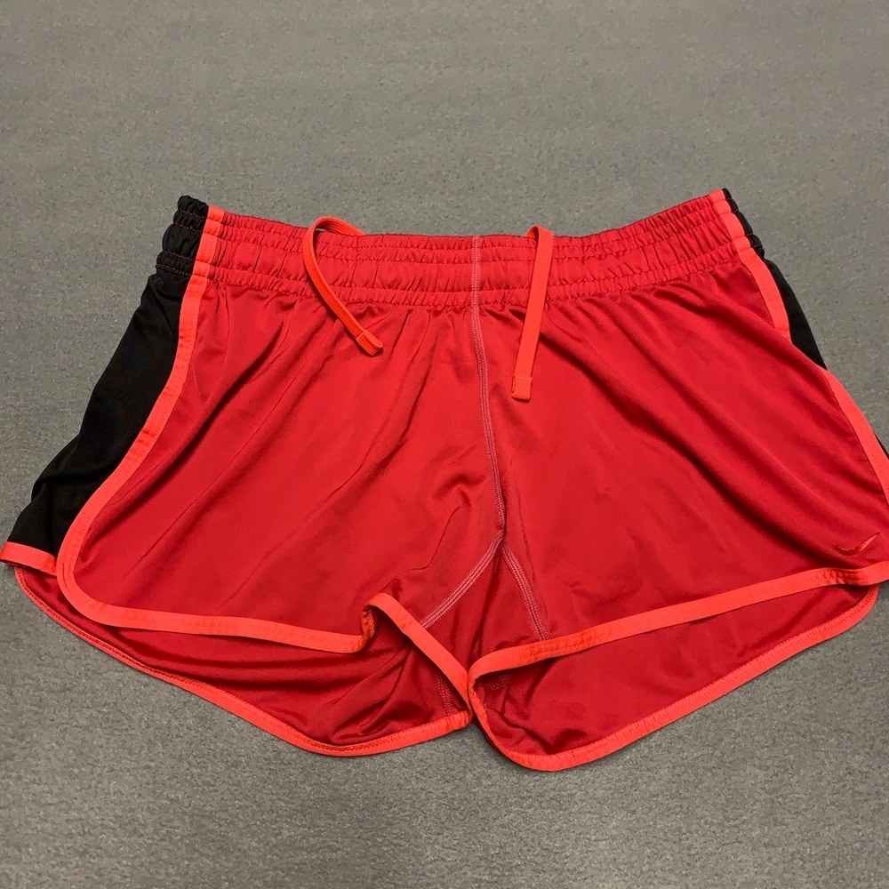 Nike athletic shorts women’s medium polyester drawstring